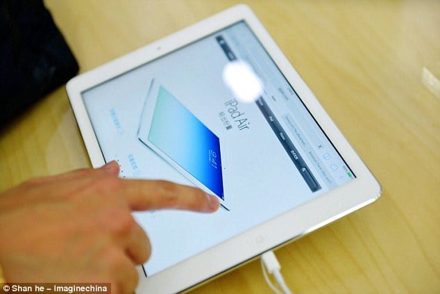 एप्पलको आईप्याड एयर २ अक्टोवर १६ मा अाउँदै, आईप्याडमा ९.७ इन्चको स्क्रिन रहने