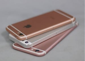 आइफोन एसईको भनिएको तस्विरः गूगलबाट