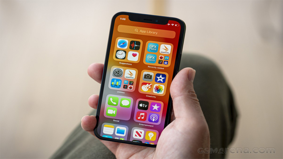 एप्पलद्वारा आईफोन १२ मिनीको उत्पादन बन्द