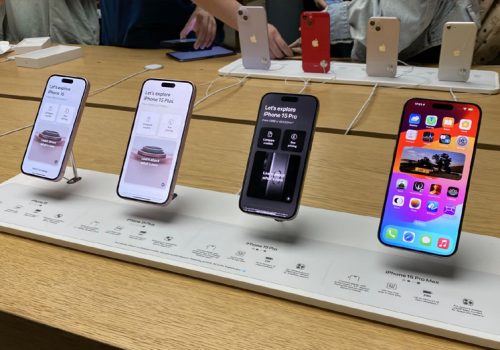 एप्पल आईफोनको बिक्री चीनमा १९ प्रतिशतले घट्यो, ह्वावेको स्मार्टफोन माग उच्च