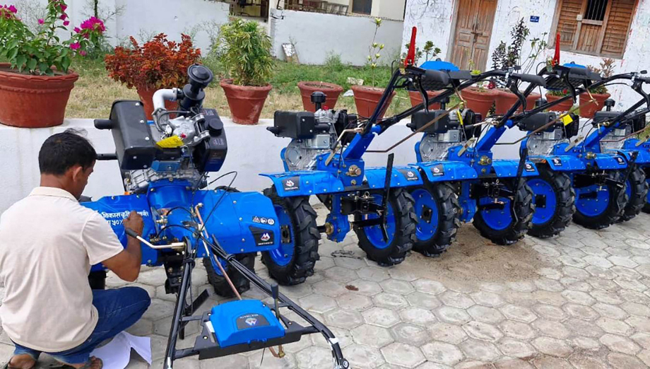 कृषि उत्पादन बढाउन उपकरणमा अनुदान